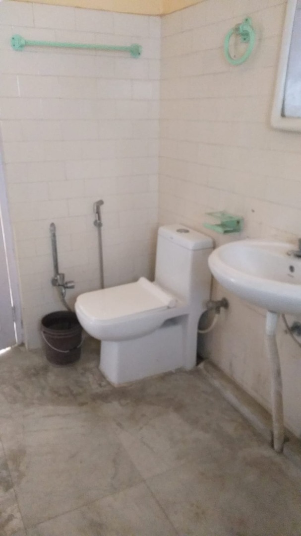 Semi Furnished 3bhk in Ratnagiri Road, Bamunimaidan, Guwahati, Assam, India for Rent